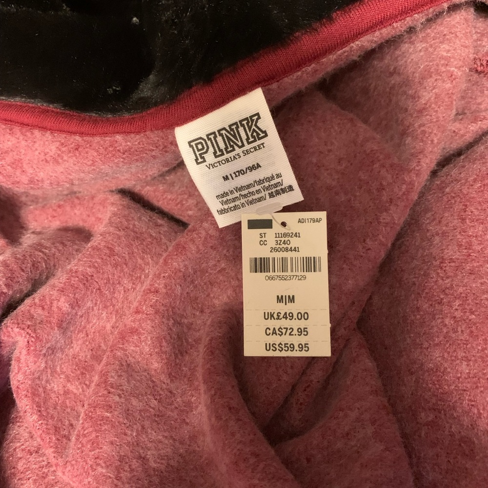 BNWT Victoria’s Secret’s Sweat Shirt/Hoodie - Picture 8 of 9